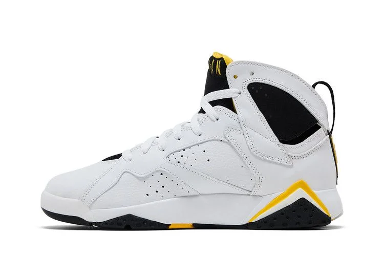 Кроссовки Wmns Air Jordan 7 Retro 'White Varsity Maize'