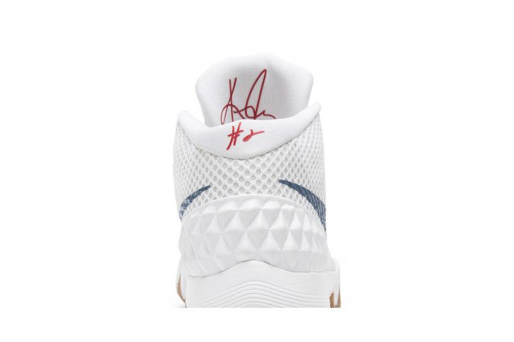 Кроссовки Nike Pepsi x Kyrie 1 'Uncle Drew' Special Box Sample
