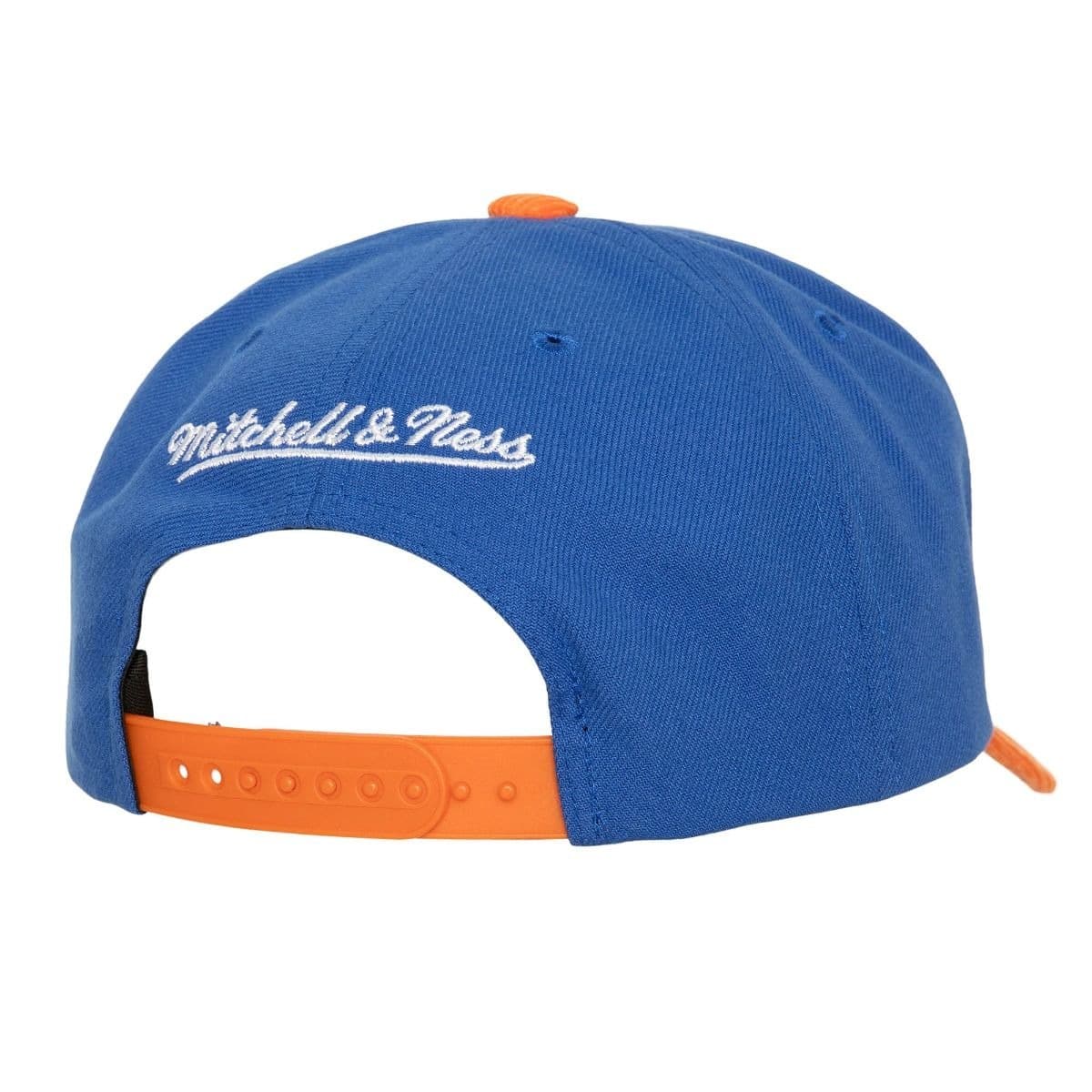 Mitchell-Ness-Cord-Pro-Snapback-New-York-Knicks-1