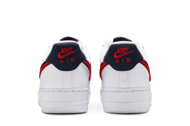 Кроссовки Nike Air Force 1 07 LV8 'Chenille Swoosh'