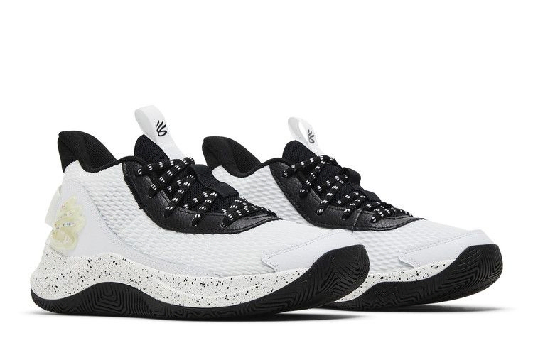 curry-3z7-gs-white-black-3026623-100_07