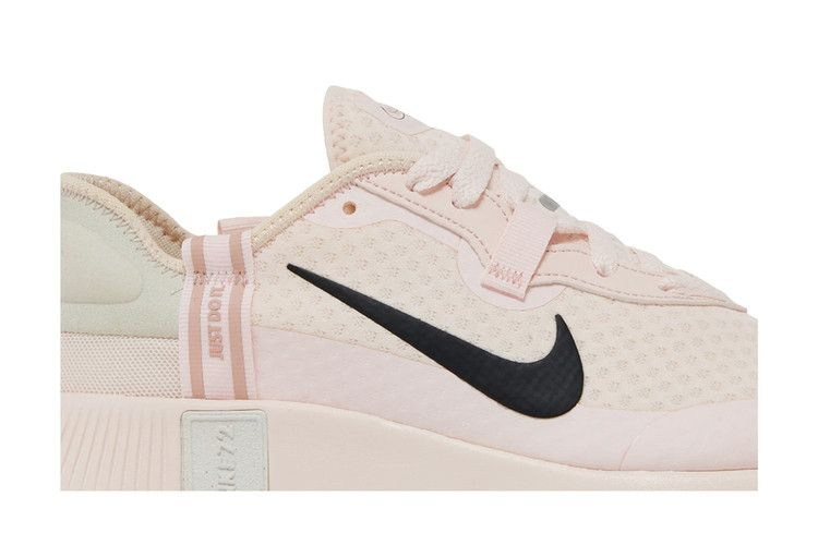 Кроссовки Nike Wmns Reposto 'Light Soft Pink'