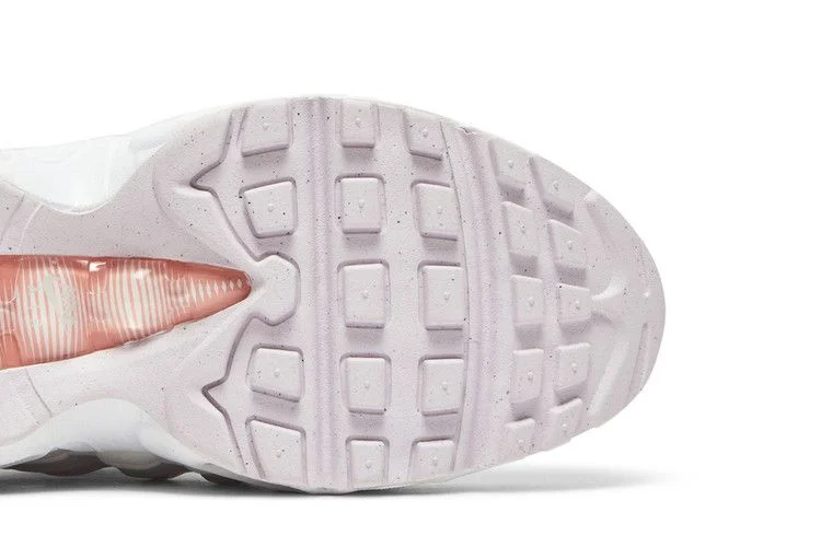 Krossovki-Nike-Air-Max-95-Recraft-GS-Light-Violet-Crimson-Bliss-4