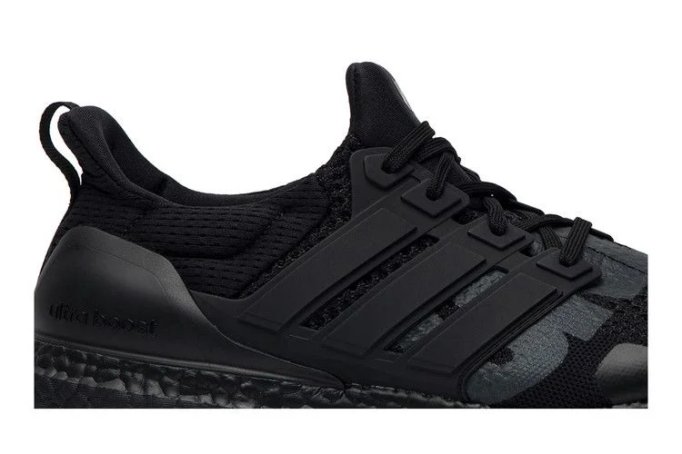 Кроссовки Undefeated x adidas UltraBoost 1.0 'Blackout'