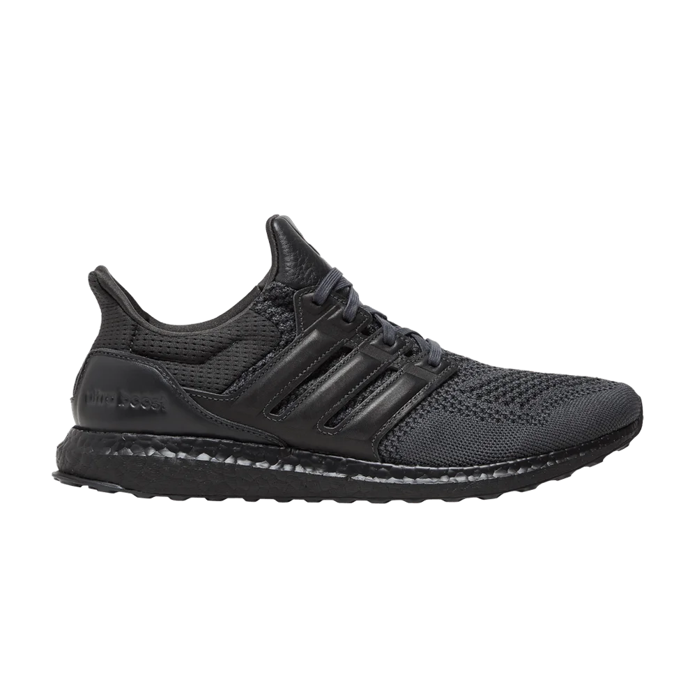 Krossovki-adidas-UltraBoost-1.0-DNA-Carbon
