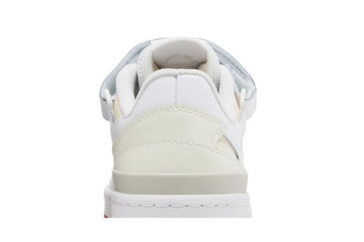 Кроссовки adidas Wmns Forum Low 'White Ecru Tint Gum'