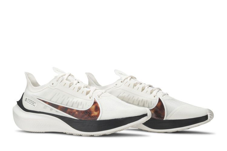 wmns-zoom-gravity-barely-rose-cu4824-100_07