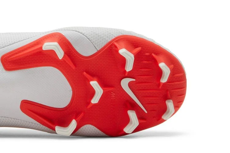 Krossovki-Nike-Mercurial-Superfly-6-Pro-FG-Grey-Platinum-4