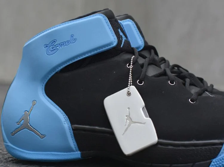 Krossovki-Air-Jordan-Melo-1.5-Black-Silver-Blue-4