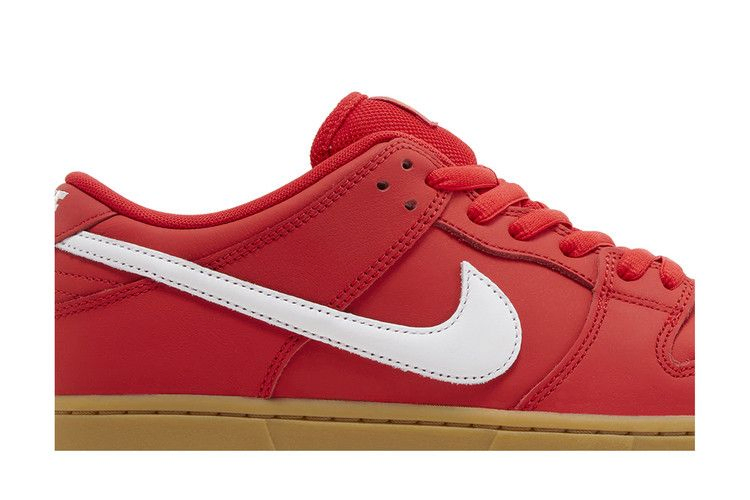 Кроссовки Nike Dunk Low Pro SB 'University Red Gum'