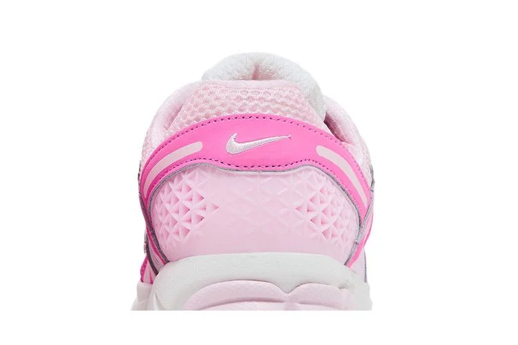 Кроссовки Nike Wmns Air Zoom Vomero 5 'Hyper Pink'