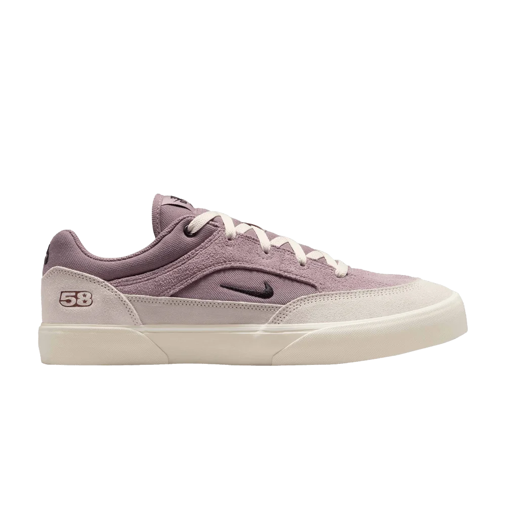 Krossovki-Nike-Malor-TE-SB-Taupe-Grey