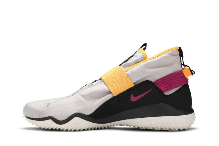 Krossovki-Nike-Komyuter-ESS-2