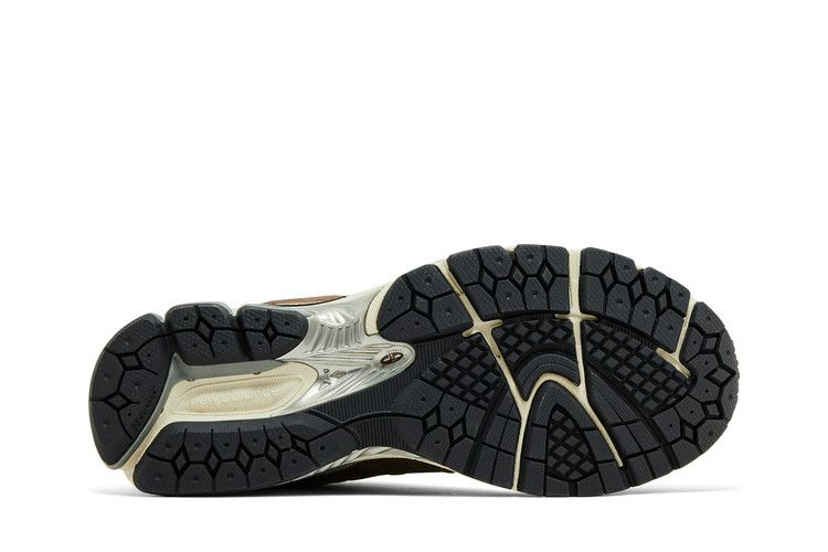 Кроссовки New Balance 2002R 'Emerging Brown Pack'