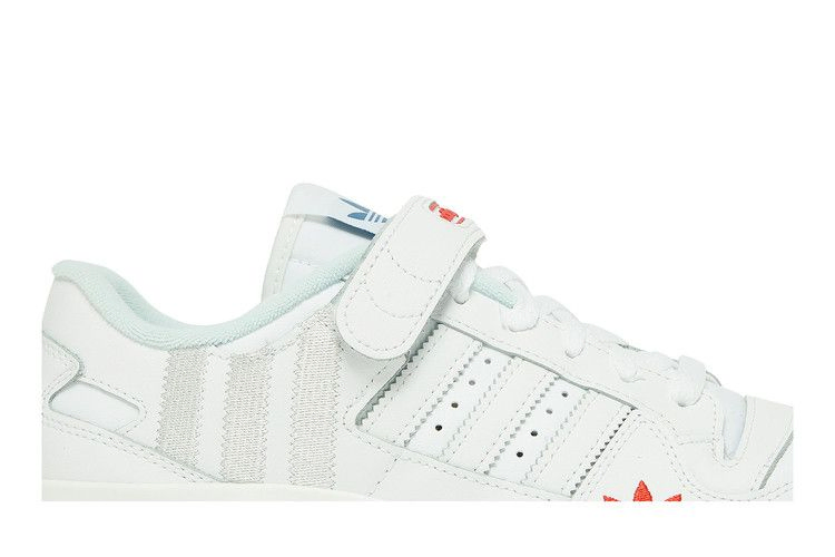 forum-low-white-almost-blue-hq4537_01