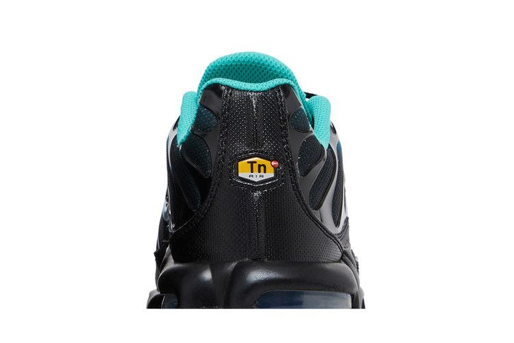 Кроссовки Nike Air Max Plus 'Light Retro'
