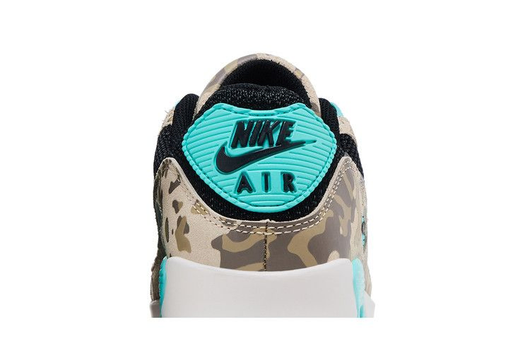 Кроссовки Nike Air Max 90 Premium 'Camo Pack - Aurora Green'