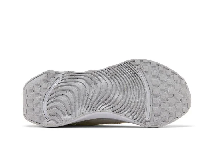 Krossovki-Nike-Wmns-Motiva-Summit-White-Metallic-Silver-3