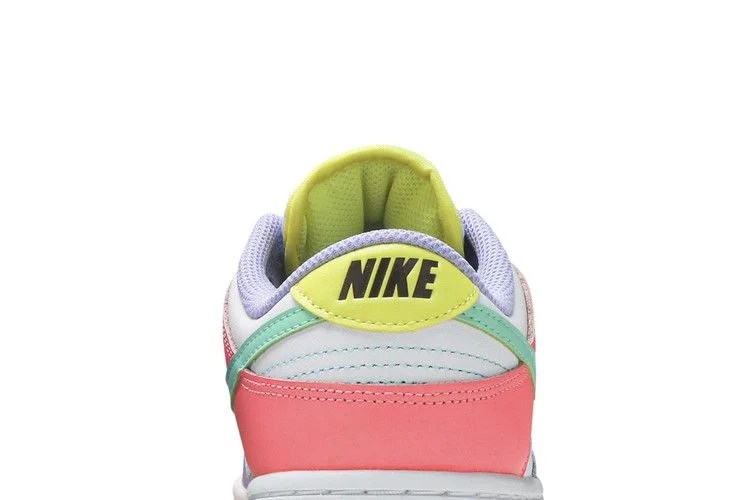 Кроссовки Nike Wmns Dunk Low SE 'Candy'