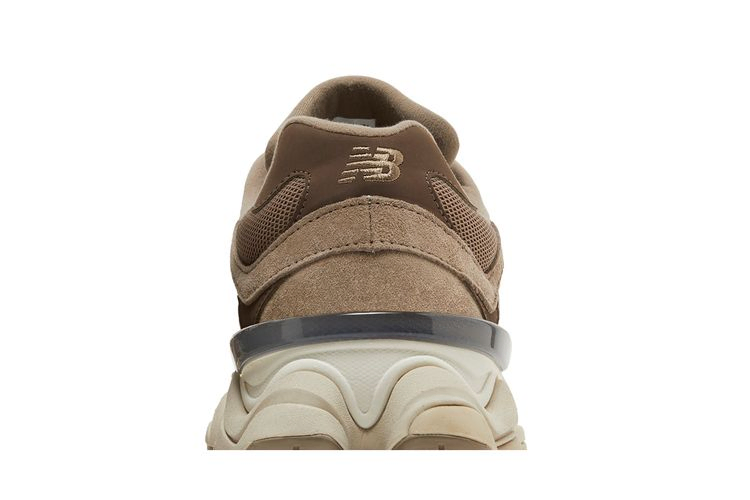 Кроссовки New Balance 9060 'Mushroom Brown'
