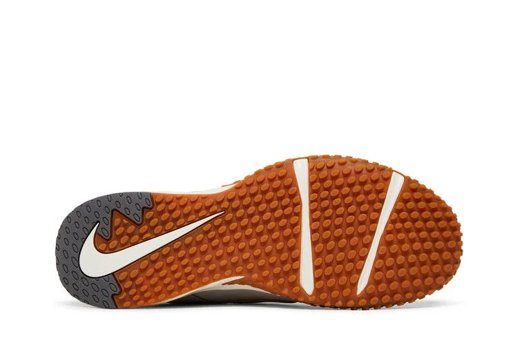 Krossovki-Nike-Baseballism-x-Alpha-Huarache-Flag-Turf-2-Atmosphere-Grey-3