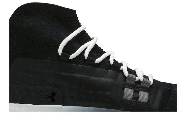project-rock-1-black-3020788-001_01