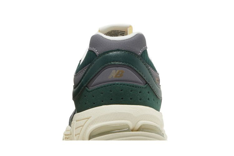 Кроссовки New Balance 2002R Big Kid 'Nightwatch Green'