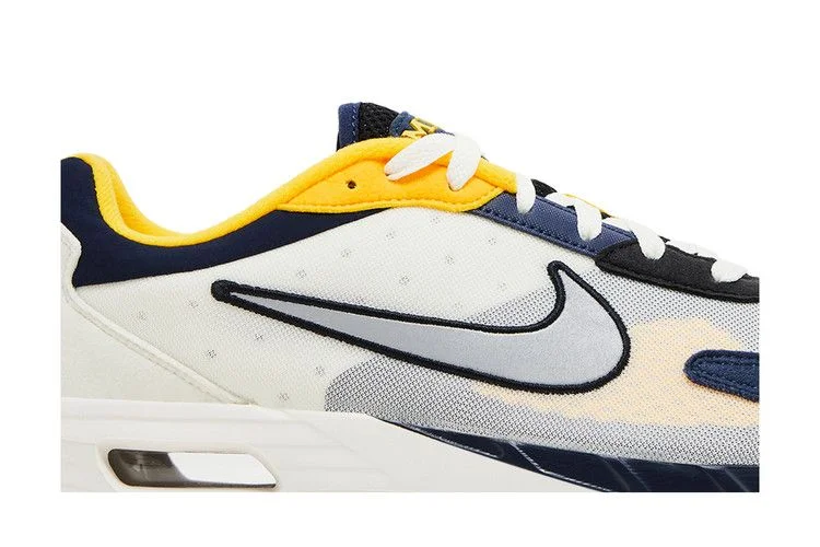 Кроссовки Nike Air Max Solo 'NCAA Pack - Michigan'