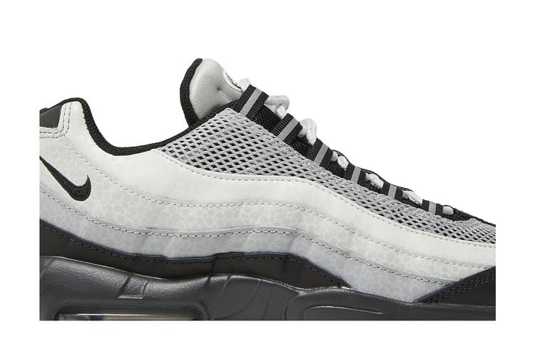 Кроссовки Nike Wmns Air Max 95 'Reflective Safari'