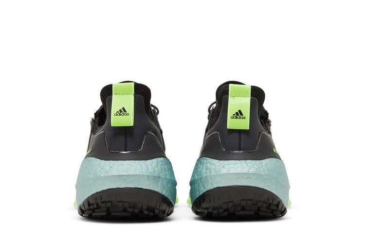 Кроссовки adidas UltraBoost 21 GORE-TEX 'Black Signal Green'