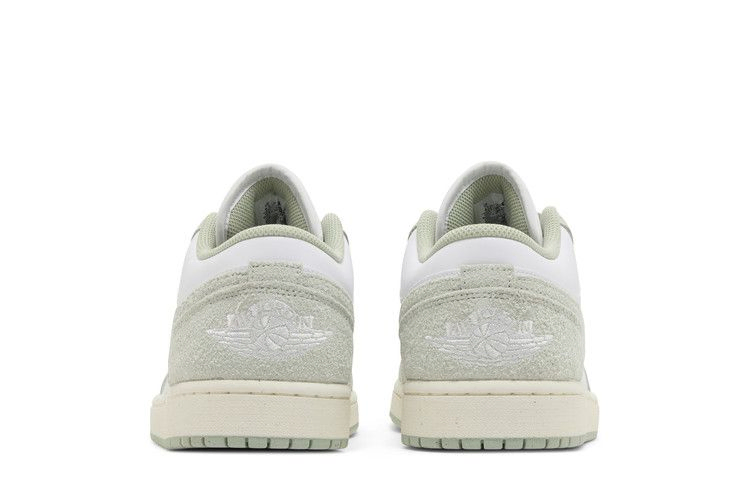 Кроссовки Air Jordan 1 Low SE 'Seafoam'