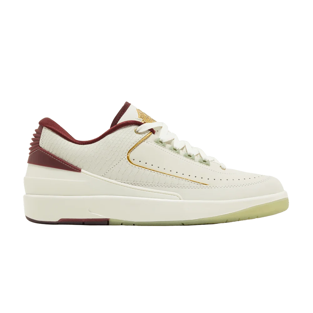 Krossovki-Air-Jordan-2-Retro-Low-Year-of-the-Dragon