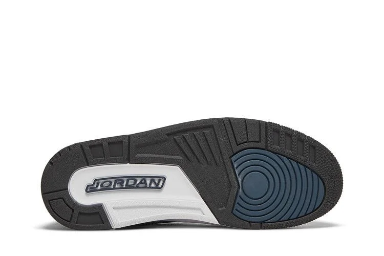 Krossovki-Air-Jordan-Legacy-312-Midnight-Navy-3