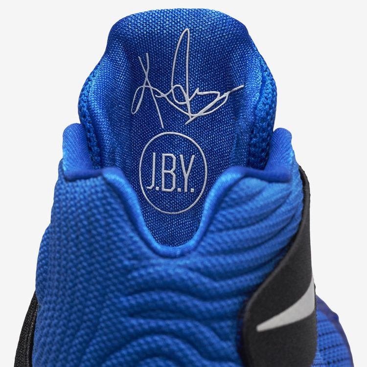 kyrie-2-brotherhood-819583-444_01