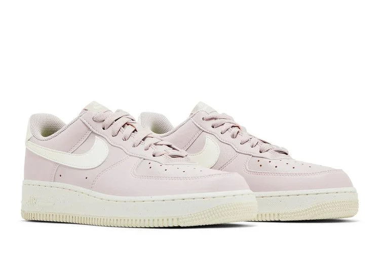 Krossovki-Nike-Wmns-Air-Force-1-07-SE-Next-Nature-Platinum-Violet-Coconut-Milk-7