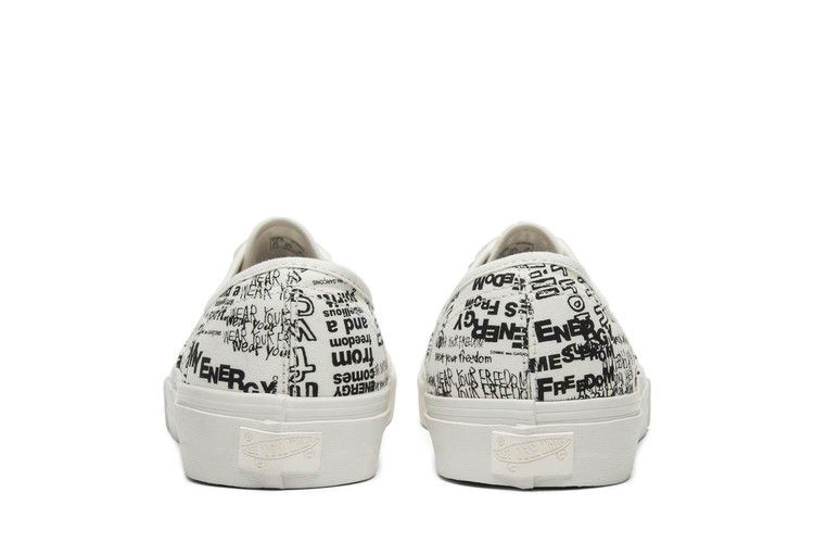 comme-des-garcons-x-authentic-lx-vn0a33takxy_05