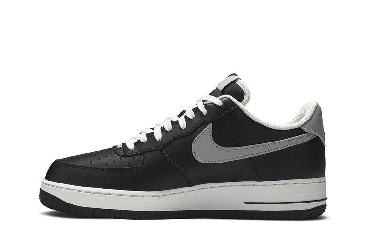 Кроссовки Nike Air Force 1 '07 LV8 'Swoosh'