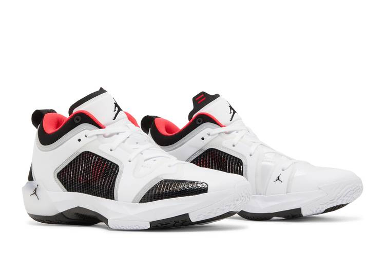 air-jordan-37-low-siren-red-dq4122-100_07