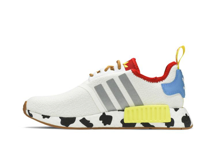 toy-story-x-nmd_r1-j-sheriff-woody-fz4540_02