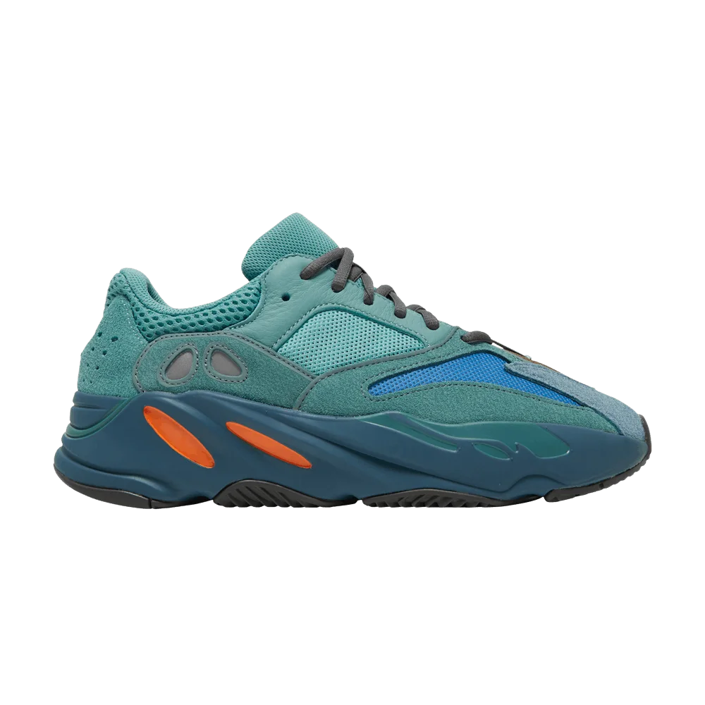 Krossovki-adidas-Yeezy-Boost-700-Faded-Azure
