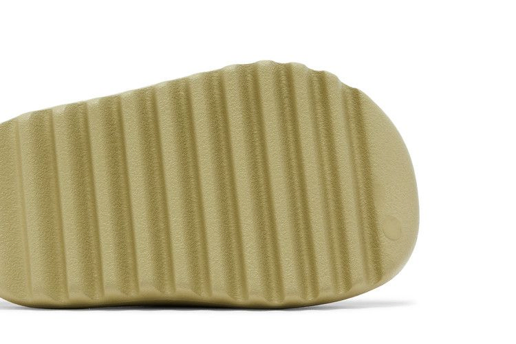 Кроссовки adidas Yeezy Slides Kids 'Resin' 2022