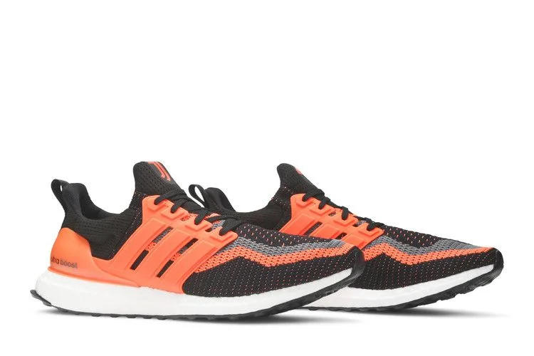 Krossovki-Juventus-FC-x-adidas-UltraBoost-DNA-Football-Pack-7