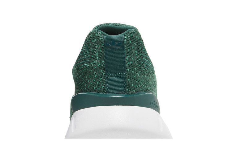 swift-run-22-collegiate-green-gz3501_06