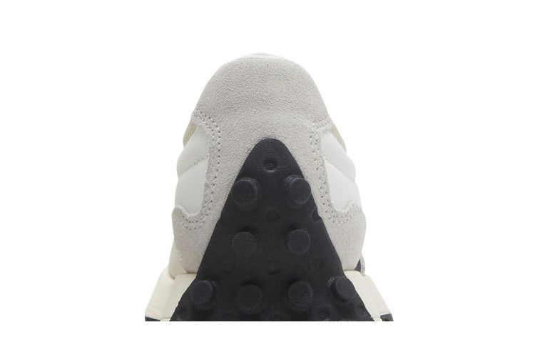 Кроссовки New Balance Wmns 327 'Sea Salt Black'
