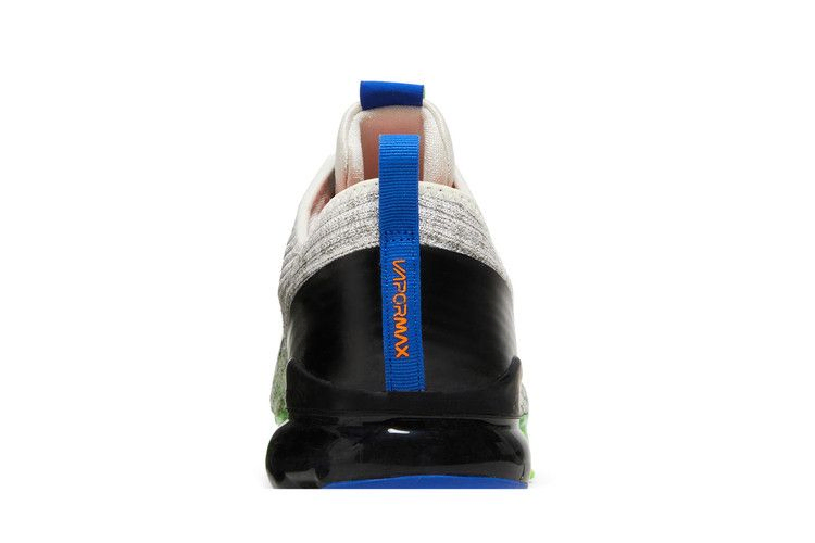air-vapormax-flyknit-3-gs-vast-grey-stucco-bq5238-003_06