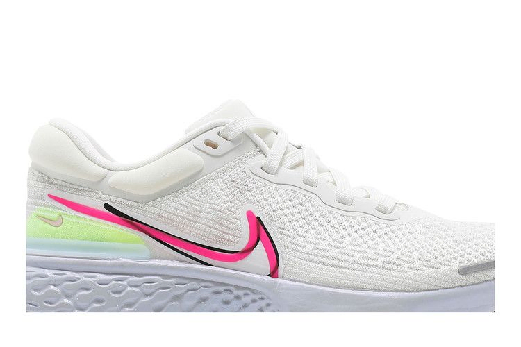 Кроссовки Nike Wmns ZoomX Invincible Run Flyknit 'Rawdacious'