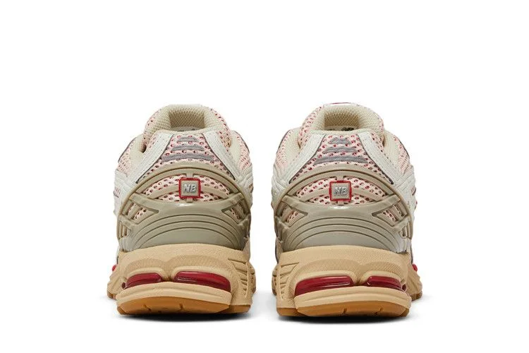 Кроссовки New Balance 1906R 'Sea Salt True Red'