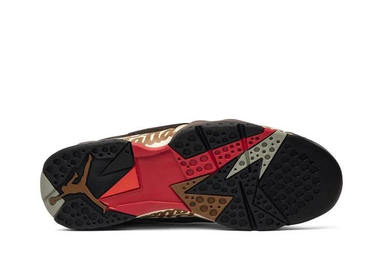 Кроссовки Patta x Air Jordan 7 Retro OG SP 'Shimmer'