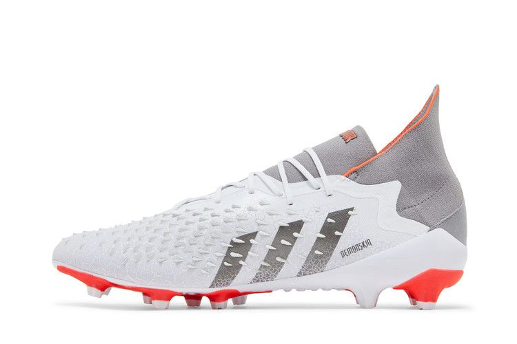 predator-freak-1-ag-demonskin-white-solar-red-fy6254_02