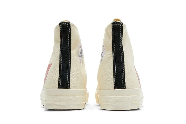Krossovki-Comme-des-Garcons-Play-x-Converse-Chuck-70-High-Milk-5